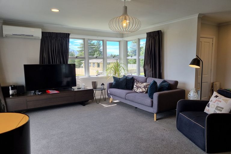 Photo of property in 34 Aorangi Crescent, Lake Tekapo, 7999