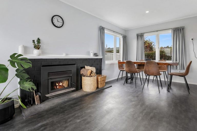 Photo of property in 16 Wharenui Road, Owhata, Rotorua, 3010