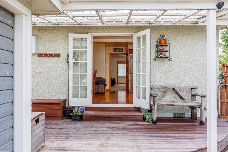 Photo of property in 83 Villa Street, Masterton, 5810