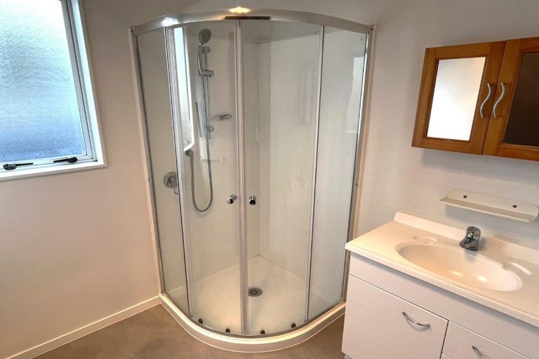 Photo of property in 44 Kaimanawa Street, Kelvin Grove, Palmerston North, 4414