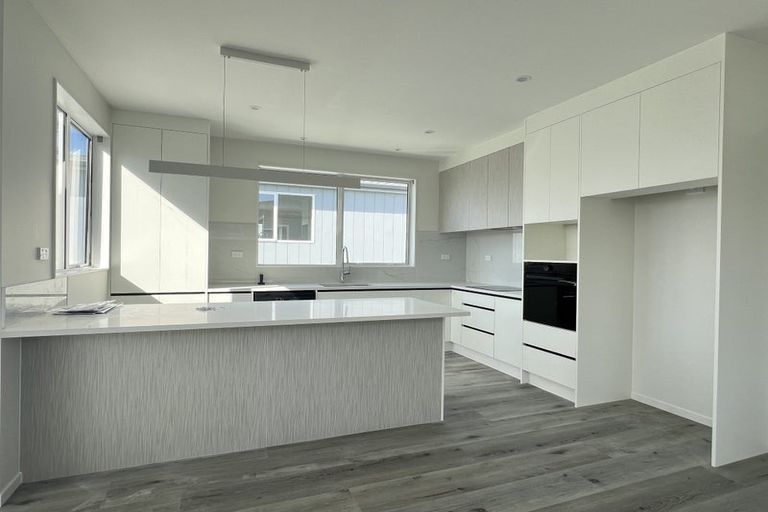 Photo of property in 319b East Coast Road, Mairangi Bay, Auckland, 0630