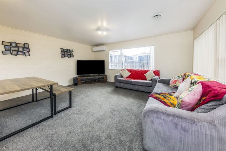 Photo of property in 36 Wyllie Road, Papatoetoe, Auckland, 2025