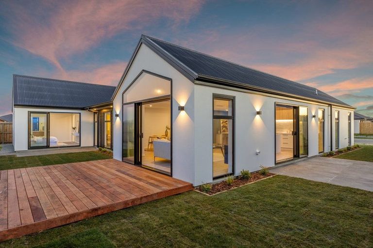 Photo of property in 9 Eyles Street, Marshland, Christchurch, 8083