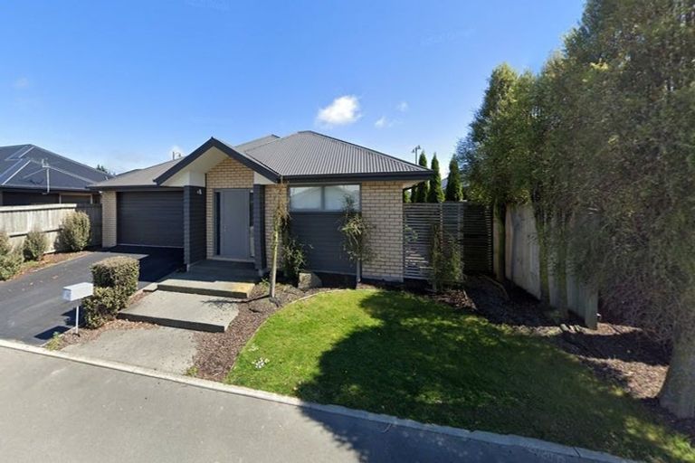 Photo of property in 14 Charente Way, Yaldhurst, Christchurch, 8042