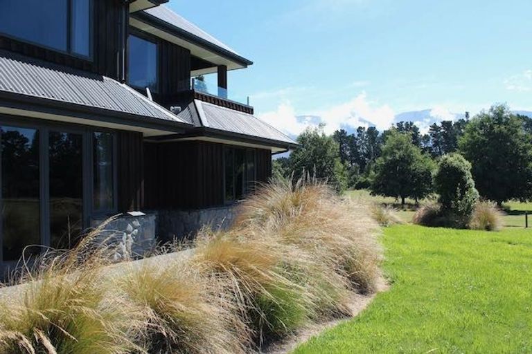 Photo of property in 623 Coleridge Road, Windwhistle, Hororata, 7572