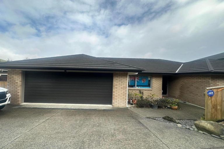 Photo of property in 4 Bluejacket Place, Whitby, Porirua, 5024
