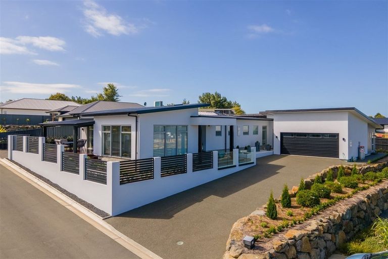 Photo of property in 28 Meadowstone Street, Gleniti, Timaru, 7910