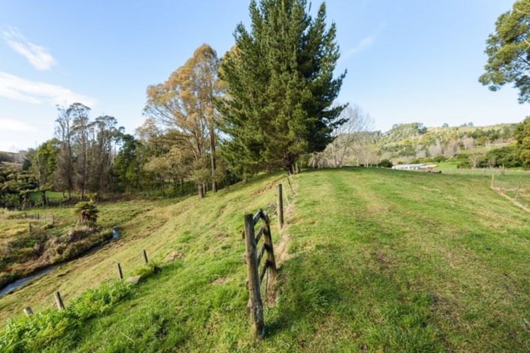 Photo of property in 2/13a I'anson Road, Whakamarama, 3179