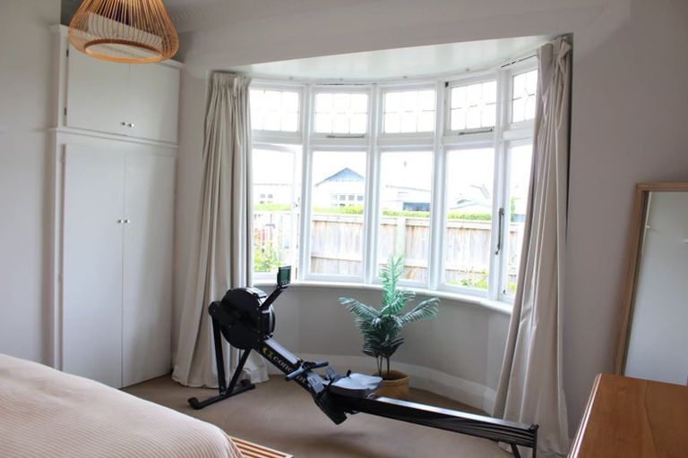 Photo of property in 356 Bay View Road, Saint Clair, Dunedin, 9012