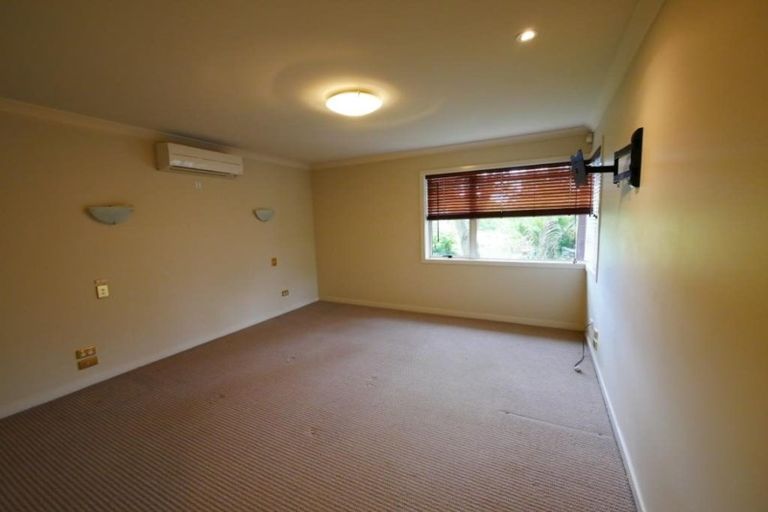 Photo of property in 28 Phoenicia Court, The Gardens, Auckland, 2105