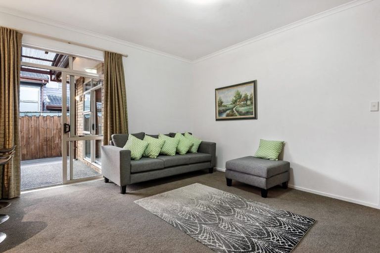 Photo of property in 8 Driftwood Drive, Red Beach, 0932