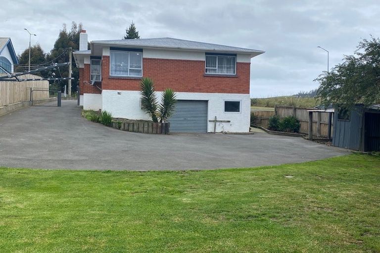 Photo of property in 12 Abbotsford Road, Green Island, Dunedin, 9018
