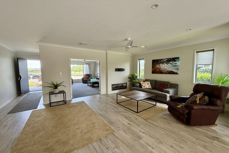 Photo of property in 16 Huka Heights Drive, Rangatira Park, Taupo, 3330