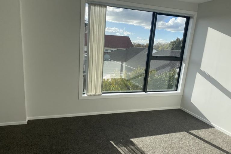 Photo of property in 15 Pukakaho Lane, Papatoetoe, Auckland, 2025