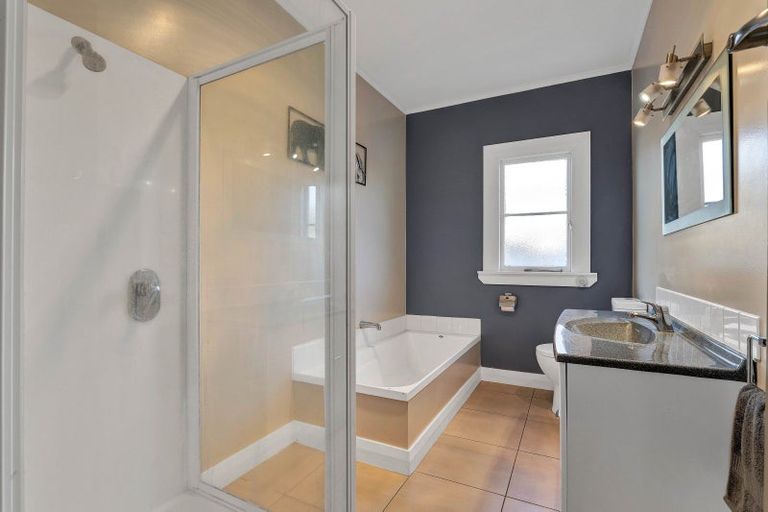 Photo of property in 14 Arawa Street, Welbourn, New Plymouth, 4312