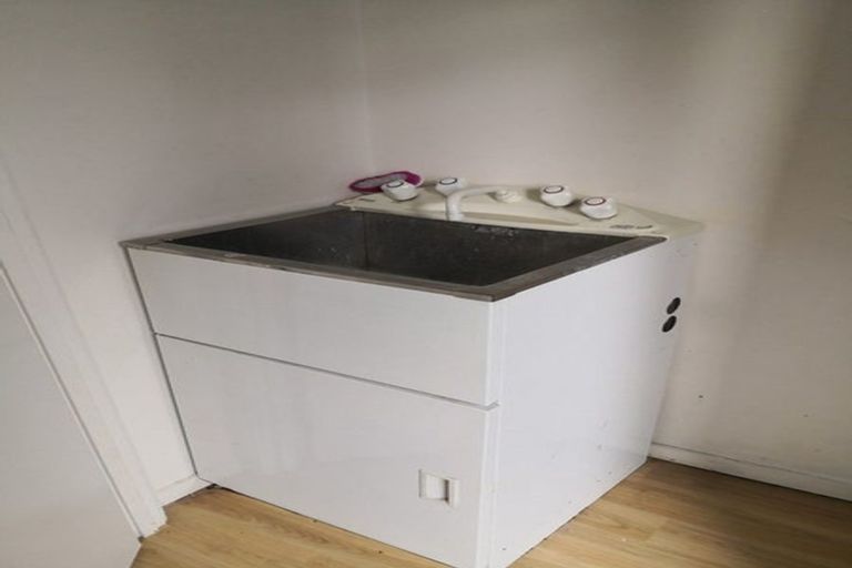 Photo of property in 44b Swaffield Road, Papatoetoe, Auckland, 2025