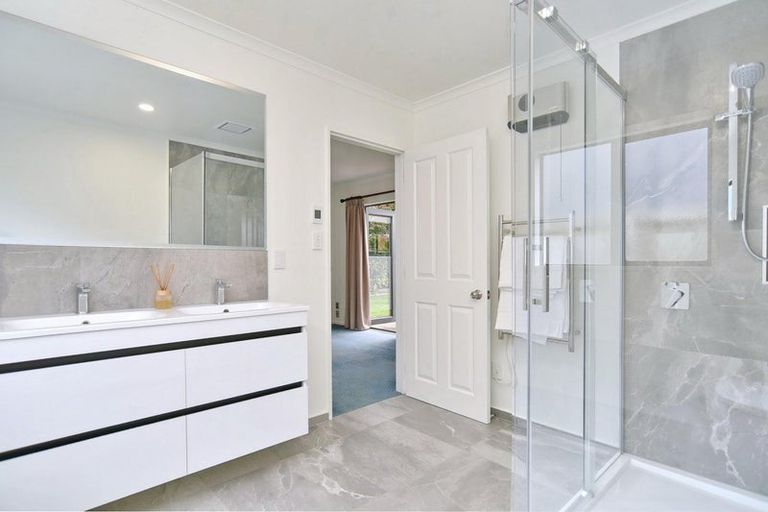 Photo of property in 4 Olivea Place, Oxford, 7430