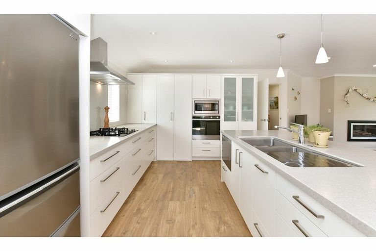 Photo of property in 26b Alice Avenue, Orewa, 0931