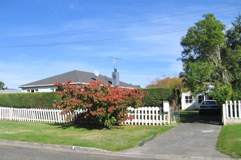 Photo of property in 6 Edwin Street, Belmont, Lower Hutt, 5010