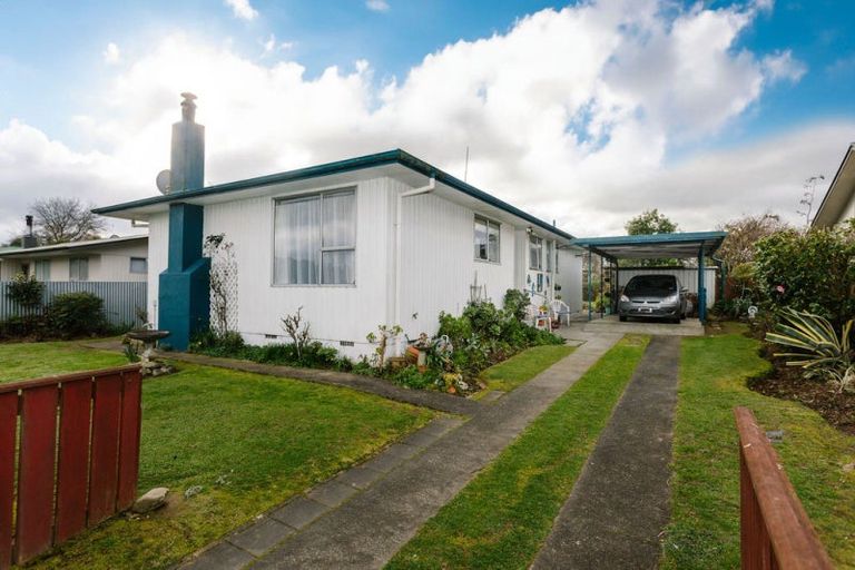 Photo of property in 13 Runciman Place, Dannevirke, 4930