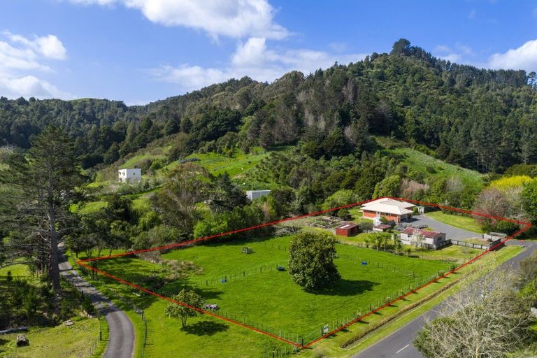 Photo of property in 1058 Old Mountain Road, Waitetuna, Raglan, 3295