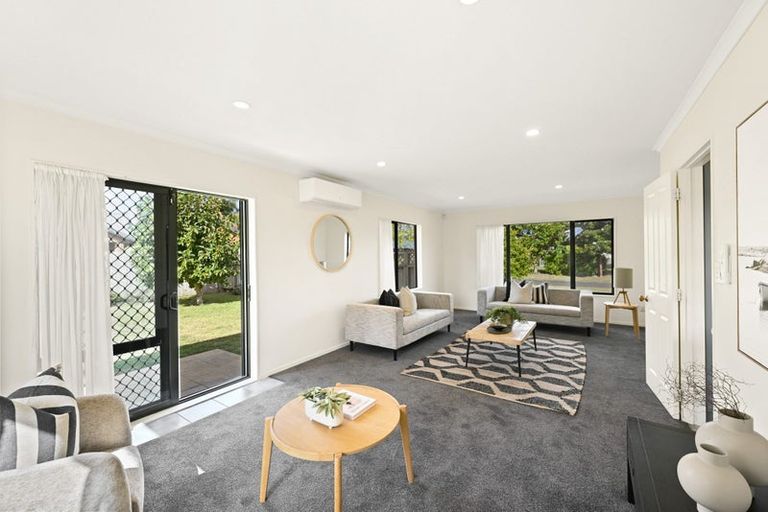 Photo of property in 36 Cairns Crescent, Rototuna, Hamilton, 3210