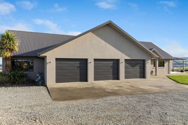 Photo of property in 1521 Dipton Winton Highway, Centre Bush, Winton, 9782