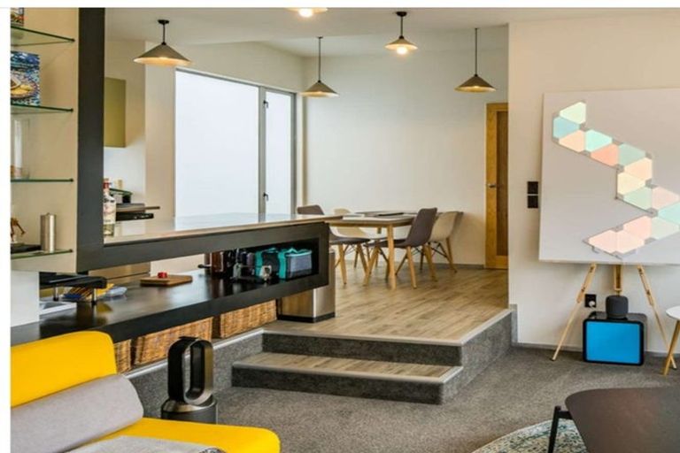 Photo of property in 14 Hanson Street, Mount Cook, Wellington, 6021