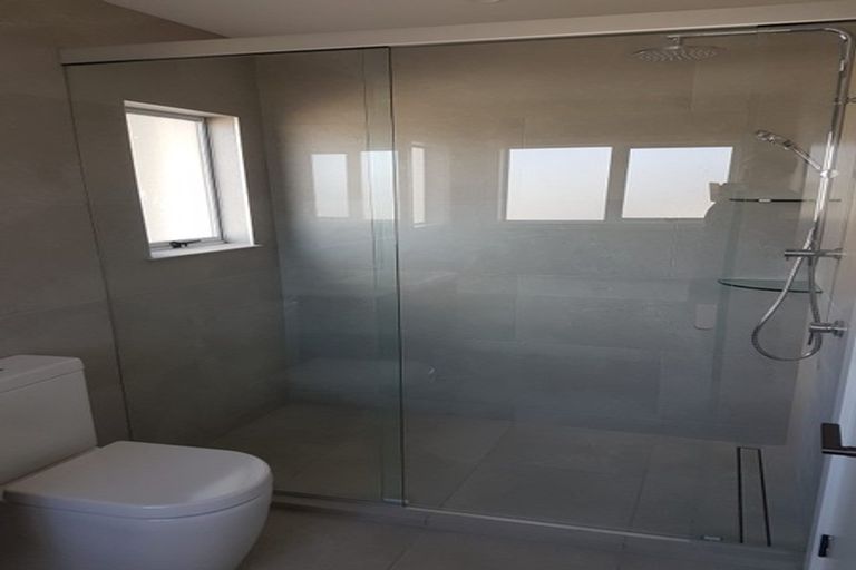 Photo of property in 87 Grant Road, Thorndon, Wellington, 6011