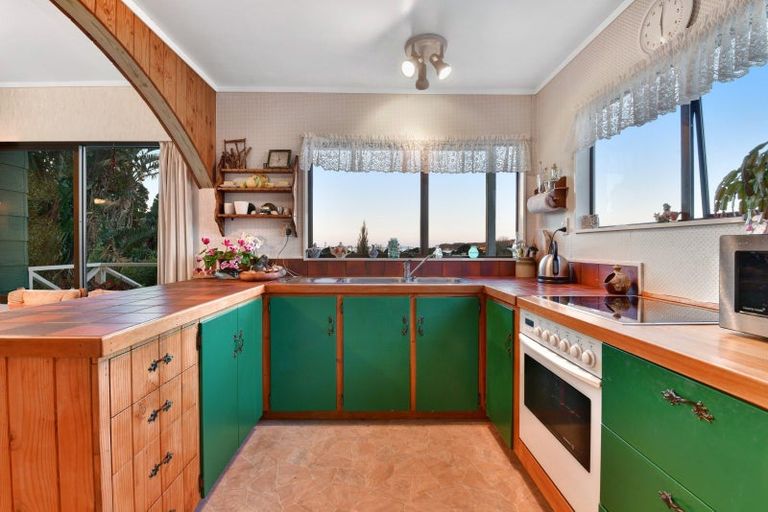 Photo of property in 12b Polkinghorne Drive, Manly, Whangaparaoa, 0930