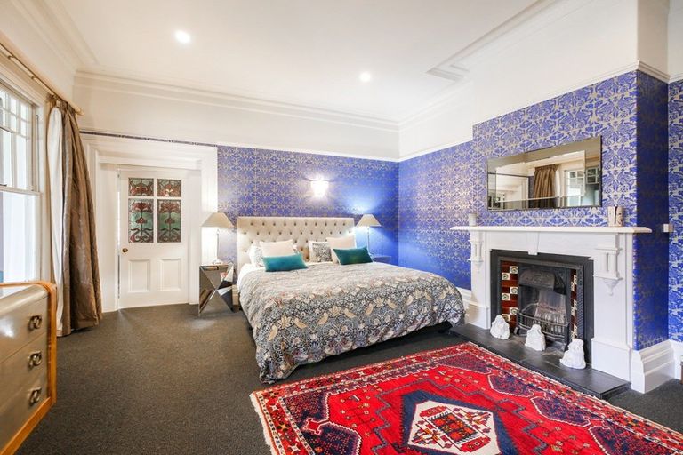 Photo of property in 37 Middleton Road, Kew, Dunedin, 9012