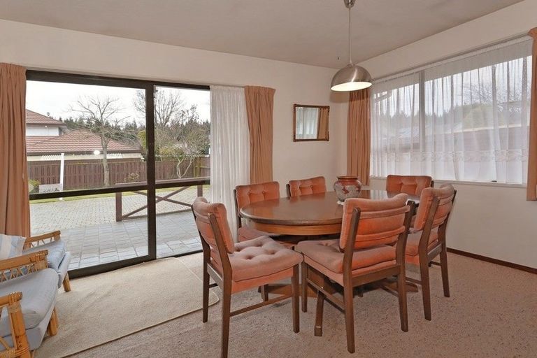 Photo of property in 74 Anglesea Avenue, Parklands, Christchurch, 8083