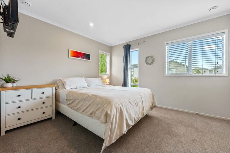 Photo of property in 15 Lester Street, Hobsonville, Auckland, 0616