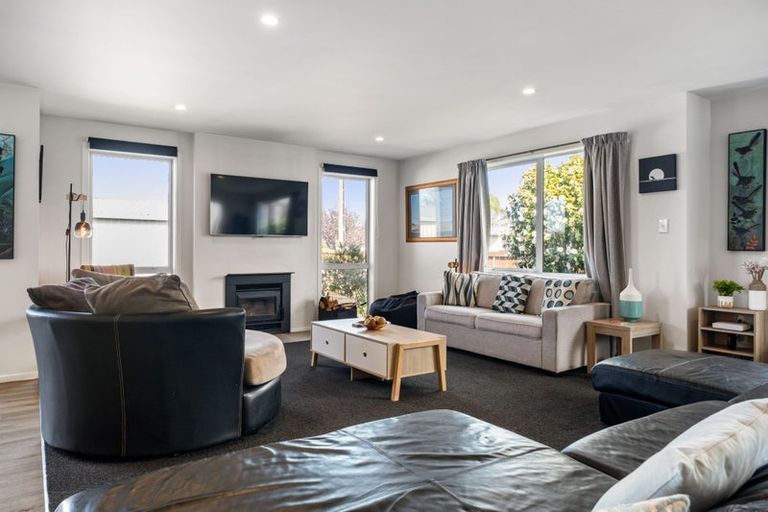 Photo of property in 10 Aintree Street, Bishopdale, Christchurch, 8051