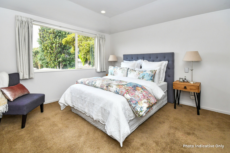 Photo of property in 356a Great South Road, Opaheke, Papakura, 2113