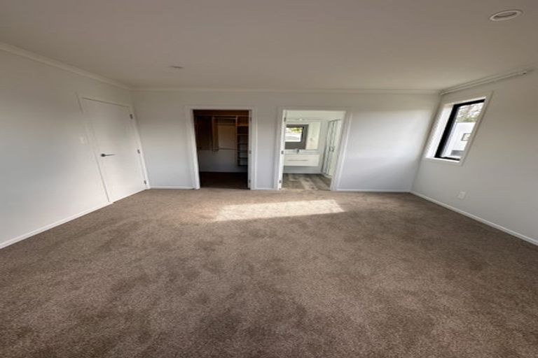 Photo of property in 14 Breakwater Way, Whitby, Porirua, 5024