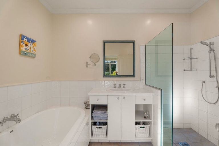 Photo of property in 162 Te Awa Road, Albert Town, Wanaka, 9382