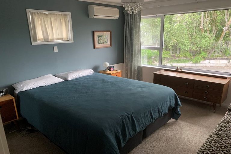 Photo of property in 5 Tirimoana Place, Te Awanga, 4102