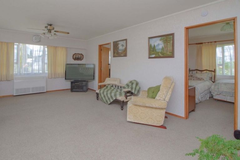 Photo of property in 1 Lewis Street, Waihou, Te Aroha, 3393