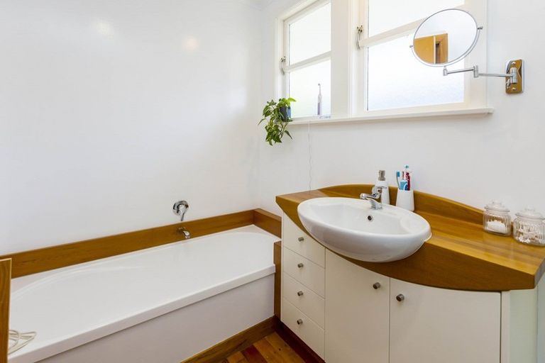 Photo of property in 84 Black Beech Street, Birchville, Upper Hutt, 5018