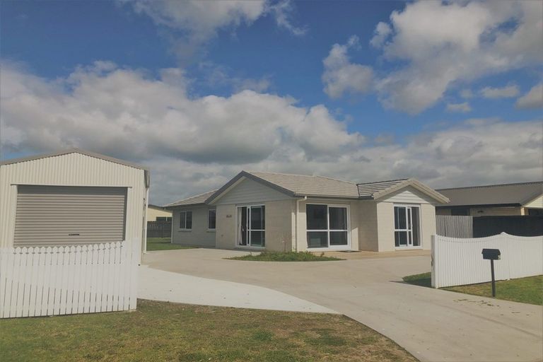 Photo of property in 39 Kedge Drive, Mangawhai, 0505