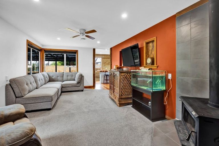 Photo of property in 43 Maire Street, Inglewood, 4330