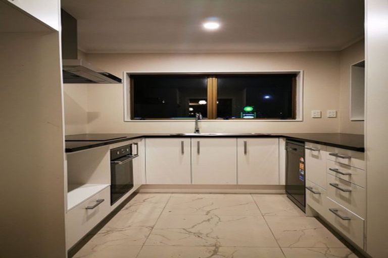Photo of property in 6/320 Pakuranga Road, Pakuranga Heights, Auckland, 2010
