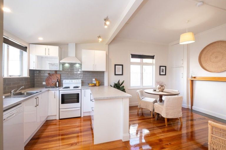 Photo of property in 46 Te Awa Avenue, Te Awa, Napier, 4110