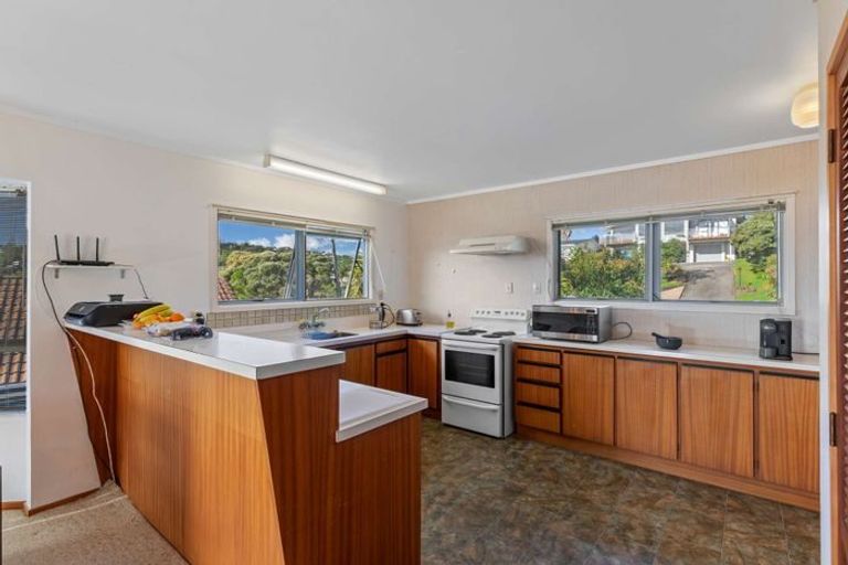 Photo of property in 8 De Luen Avenue, Tindalls Beach, Whangaparaoa, 0930