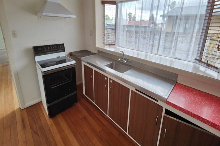 Photo of property in 7 Saint Lukes Place, Bader, Hamilton, 3206