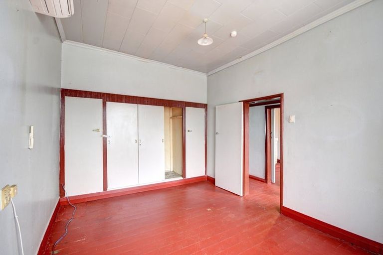 Photo of property in 76 Wesley Street, South Dunedin, Dunedin, 9012