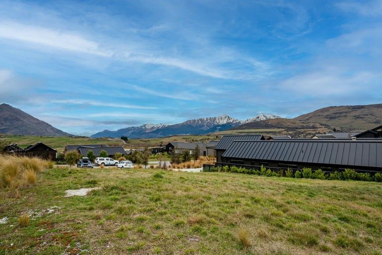 Photo of property in 24 Falconer Rise, Jacks Point, Queenstown, 9371
