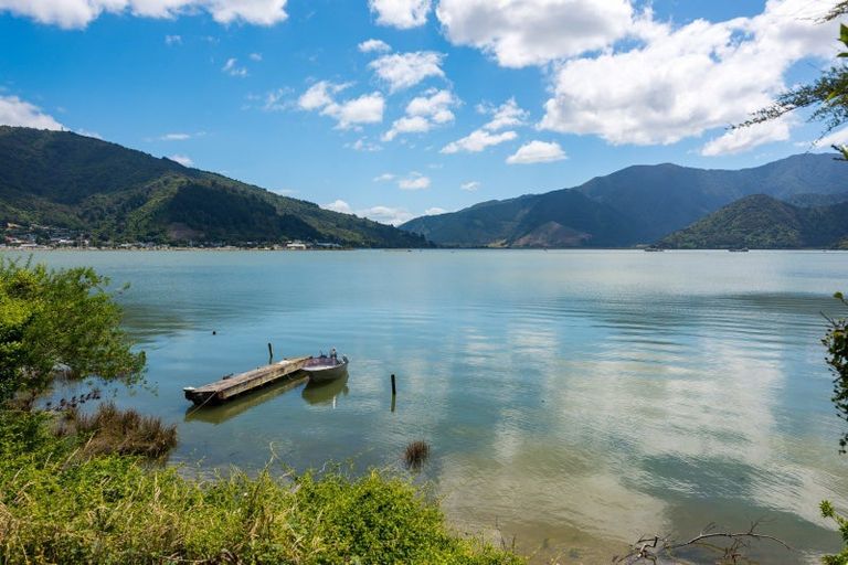 Photo of property in 251 Queen Charlotte Drive, Havelock, Picton, 7281