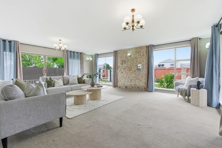 Photo of property in 219 Main North Road, Redwood, Christchurch, 8051